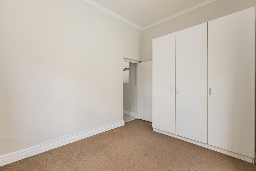 To Let 3 Bedroom Property for Rent in Green Point Western Cape
